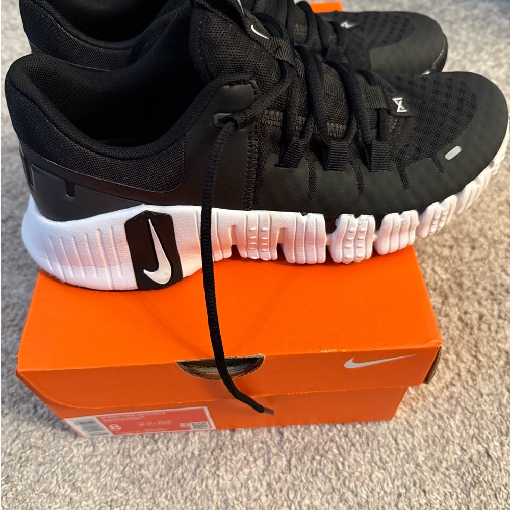 Women’s Nike Free Metcon 5, Size 8